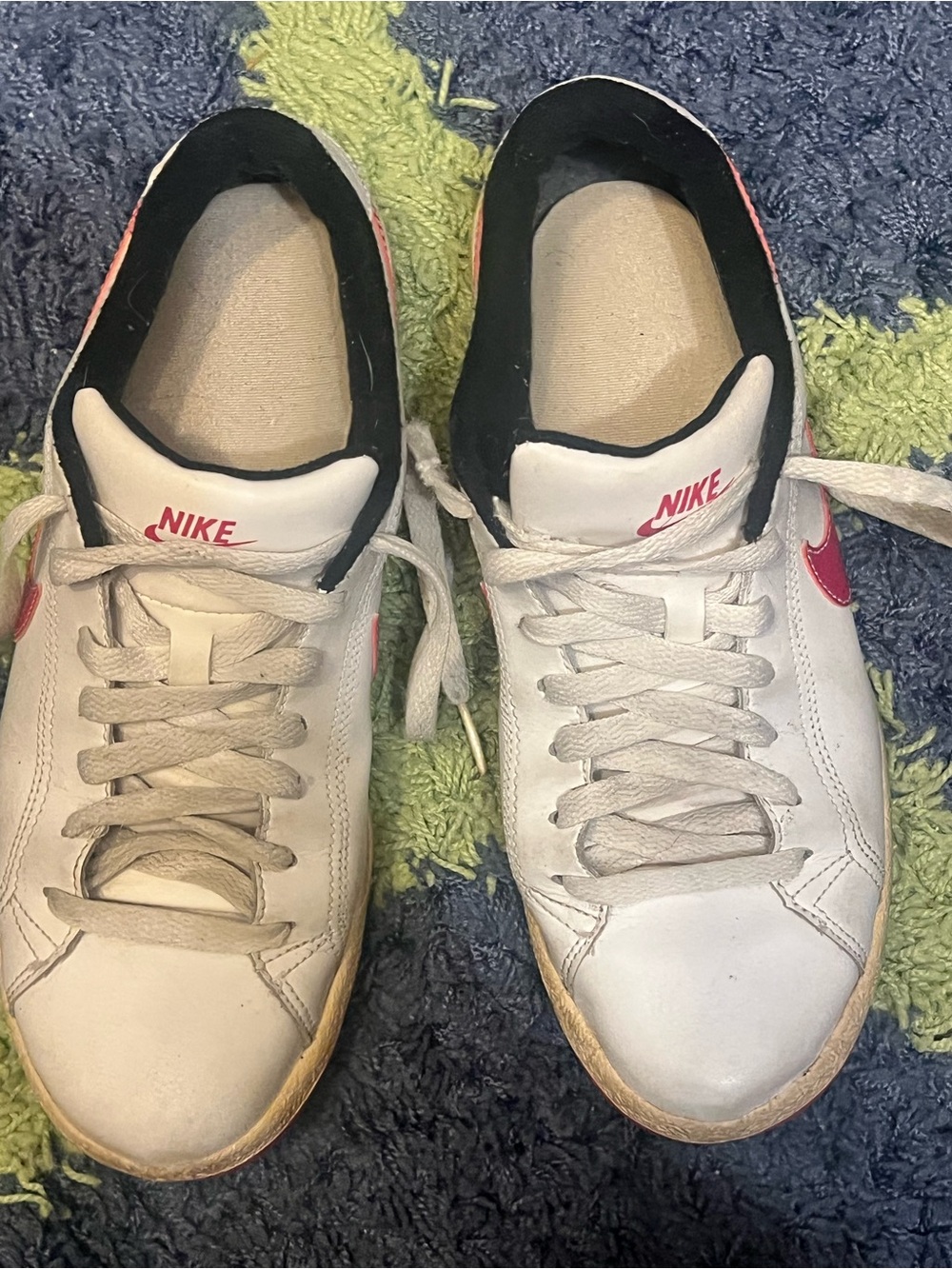 Nike Women’s White Sneakers with Pink Swoosh